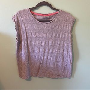 🐠3/$20🐠 Grey Bench Short T-Shirt